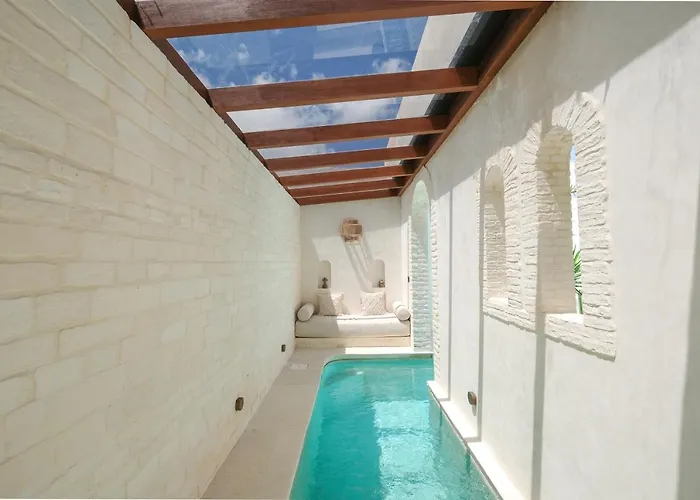 Breathe Boutique Suites